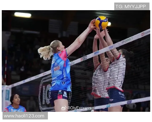 托洛克与斯夸尔奇尼强强联手诺瓦拉女排轻取马切拉塔实现完美复出